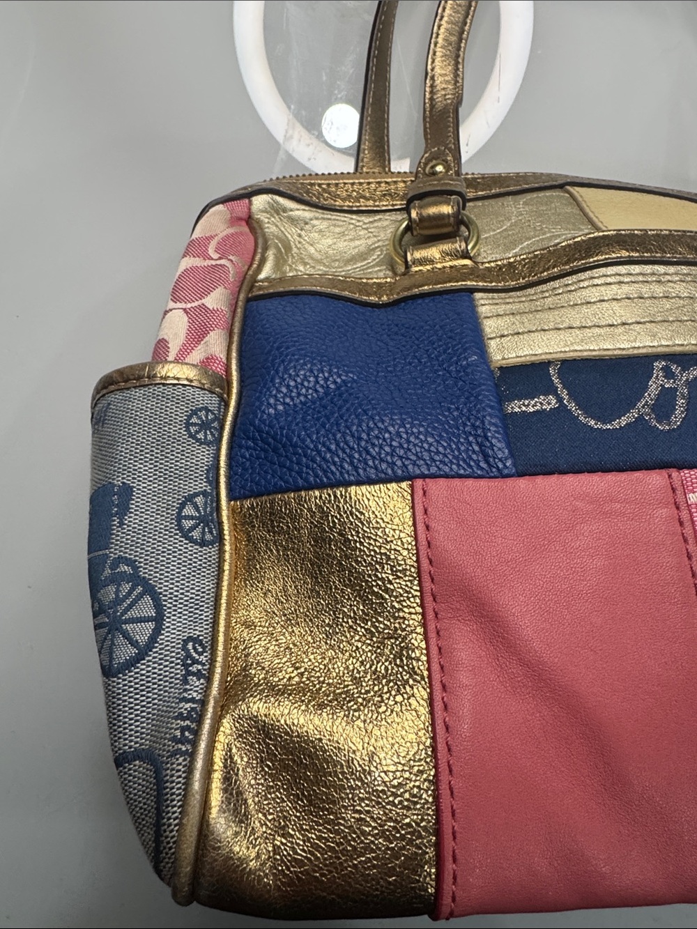 Coach Vintage Y2K-era Coach Signature Patchwork bowler bag in multi-color - Picture 3 of 15